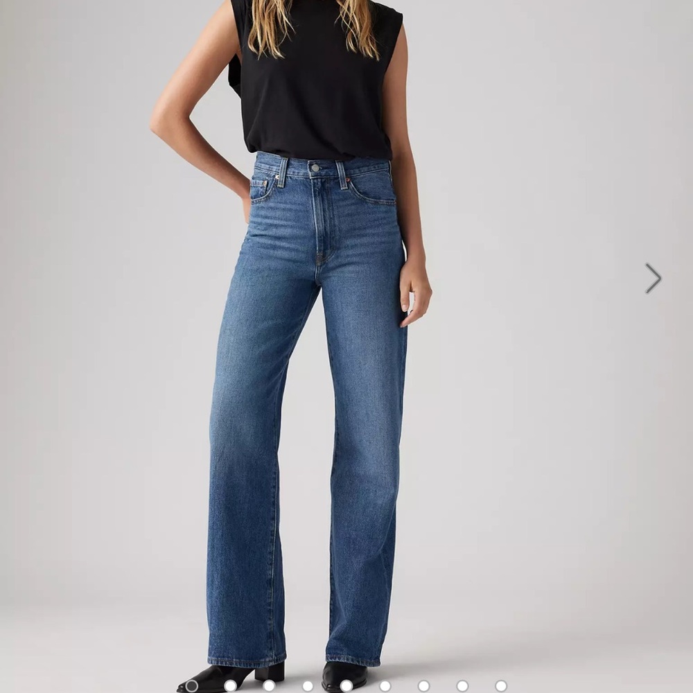 Levi’s Ribcage Wide Leg 29x32 ($108)